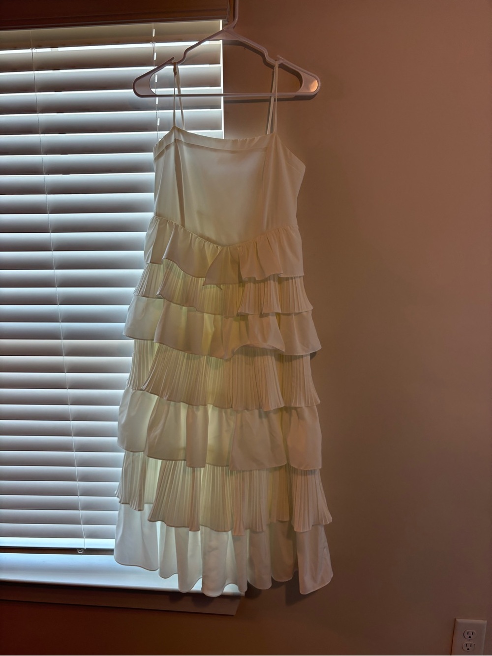 DO+BE White Tiered Ruffle Spaghetti Strap Dress